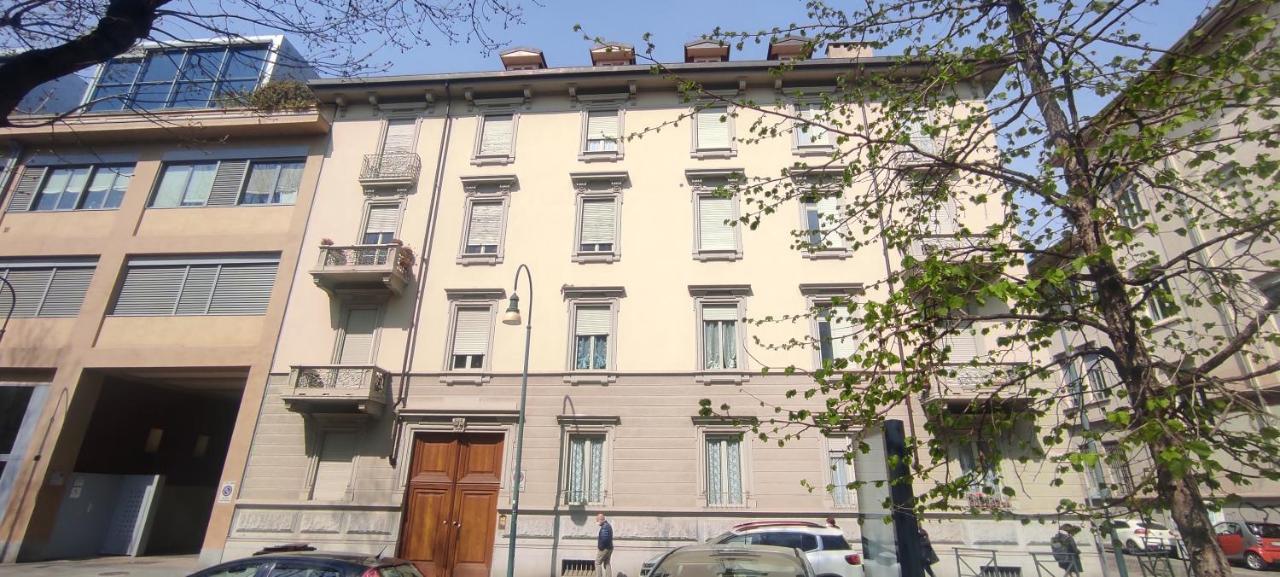 La Casa Dei Libri 22 Lägenhet Turin Exteriör bild